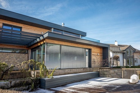 Comment choisir des portes et fenêtres adaptées à votre habitat vosgien ?