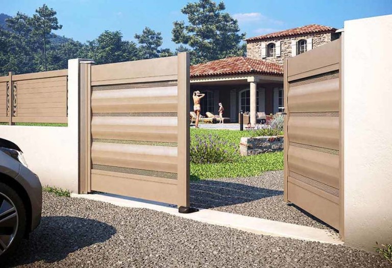 Quel portail de garage choisir pour sécuriser et embellir votre maison ?