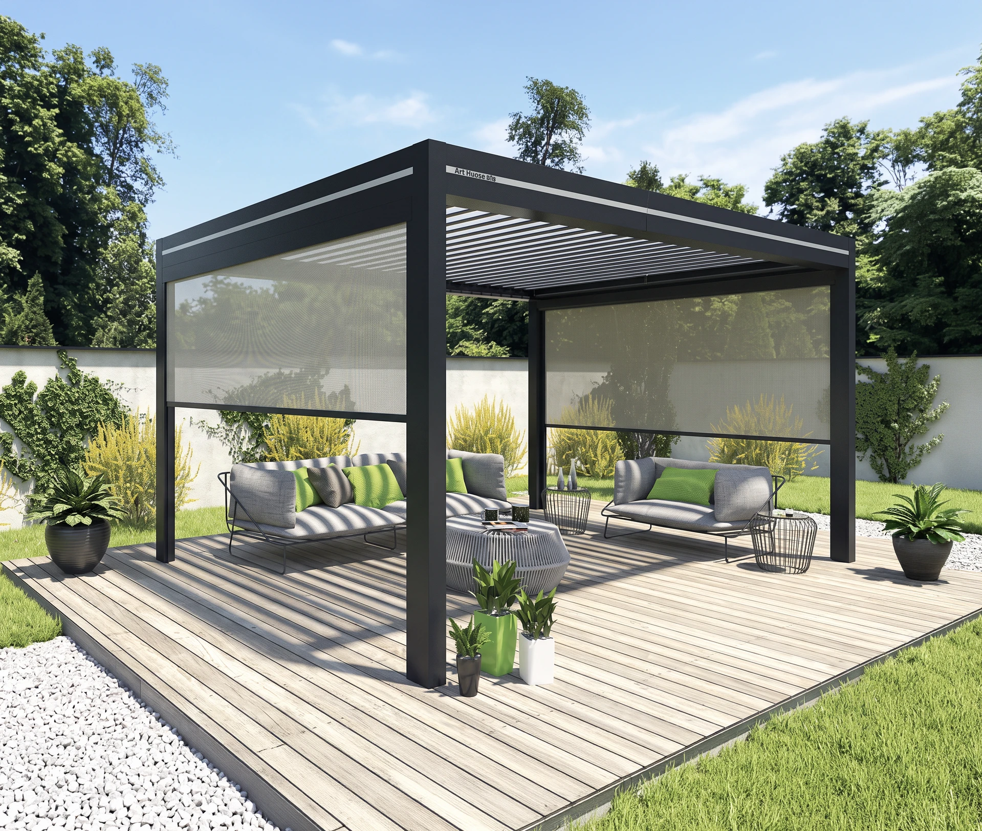 Nouvelle fenêtre en plastique pvc avec cadre en métal blanc installée dans une maison moderne après rénovation